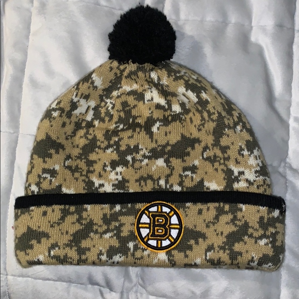 Boston Bruins winter hat